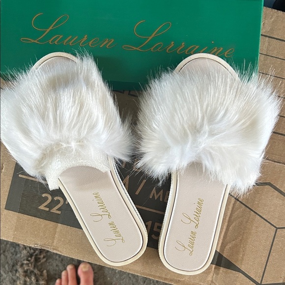 Lauren Lorraine Cream Fur Slippers - Picture 2 of 3